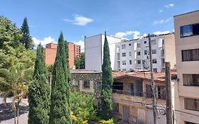 Apartamento Laureles la 33
